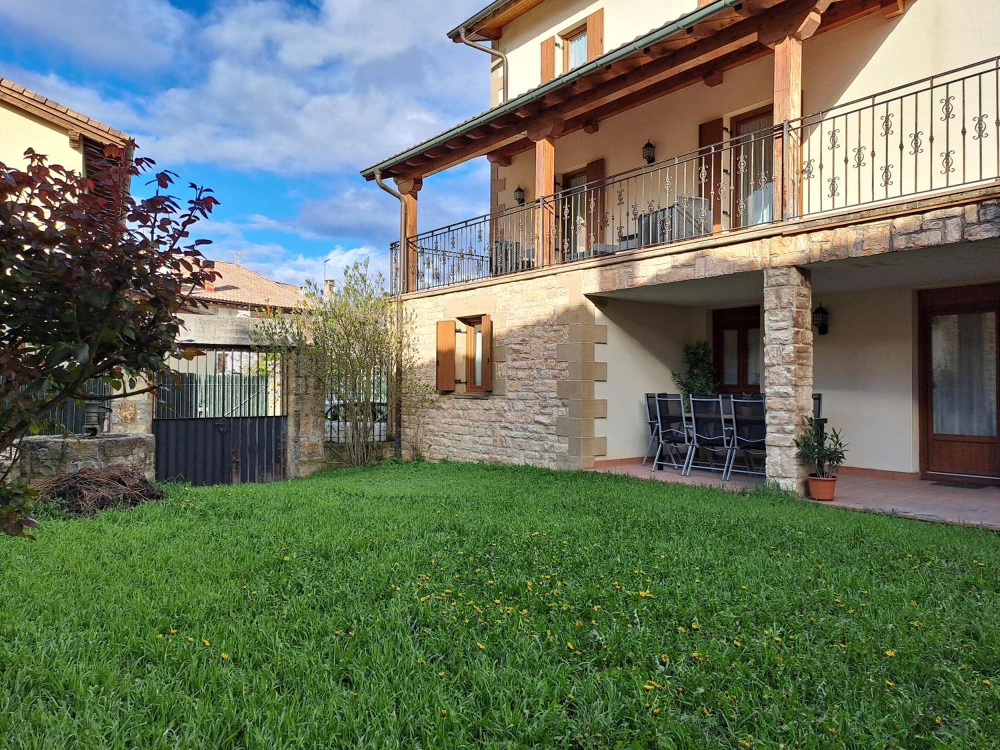 Casa Rural Torreblanca Urroz 외부 사진