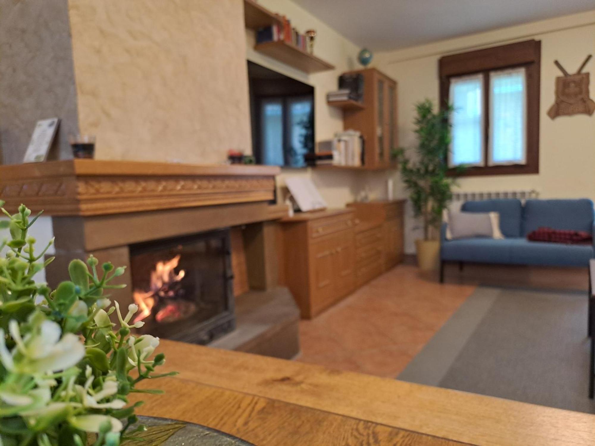 Casa Rural Torreblanca Urroz 외부 사진