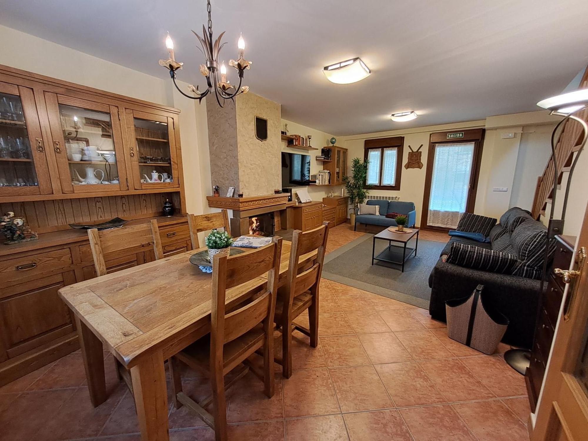 Casa Rural Torreblanca Urroz 외부 사진