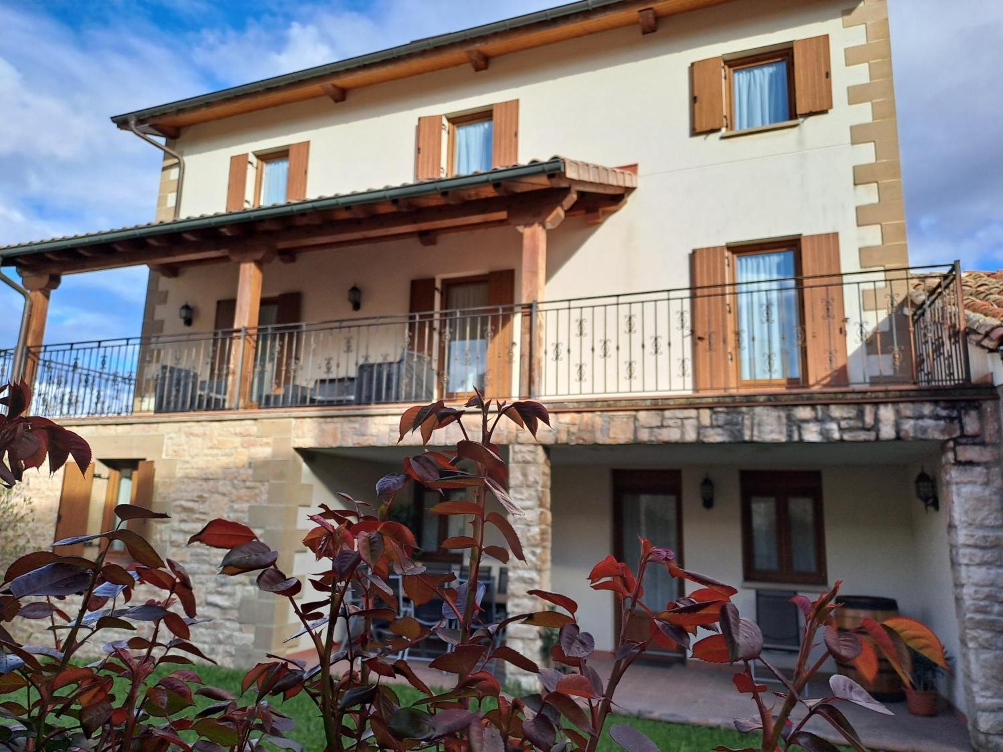 Casa Rural Torreblanca Urroz 외부 사진