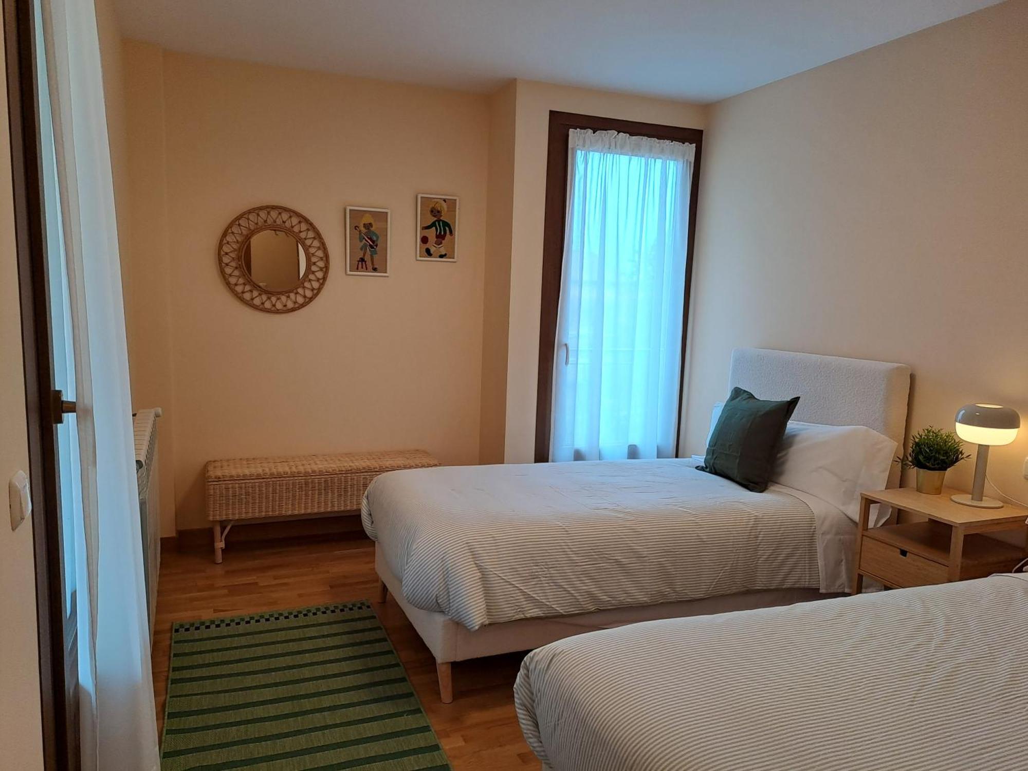 Casa Rural Torreblanca Urroz 외부 사진