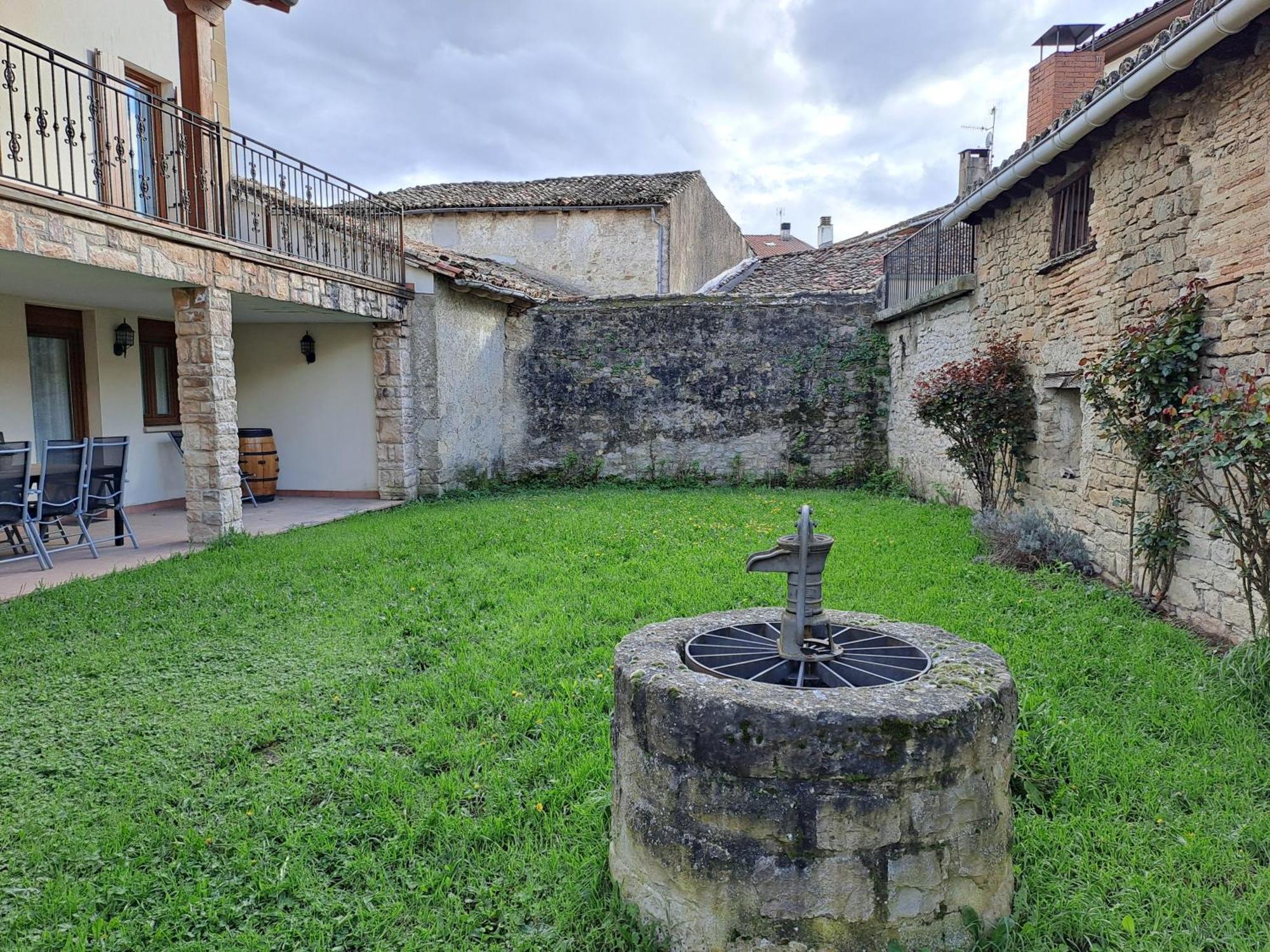 Casa Rural Torreblanca Urroz 외부 사진